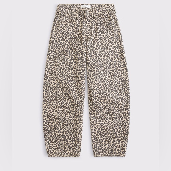 Abercrombie & Fitch Curve Love Mid Rise Barrel Jean Leopard 28 NWOT - Picture 6 of 9